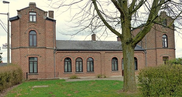 Longueville 1.jpg